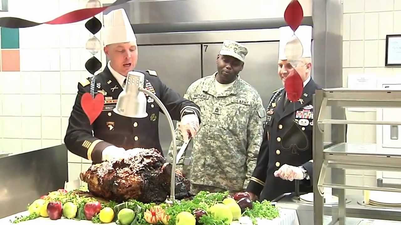 Fort Campbell's 4th Brigade Combat Team, Currahee, Thanksgiving Lunch