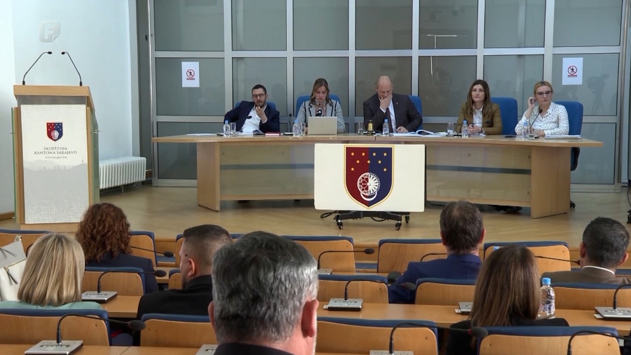 Usvojena ostavka Nihada Uka, čeka se sjednica Skupštine