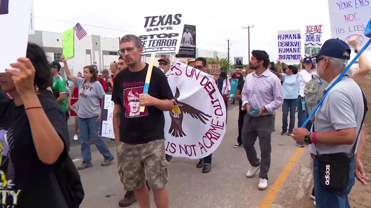 LIVE | East Side ICE Facility Protest