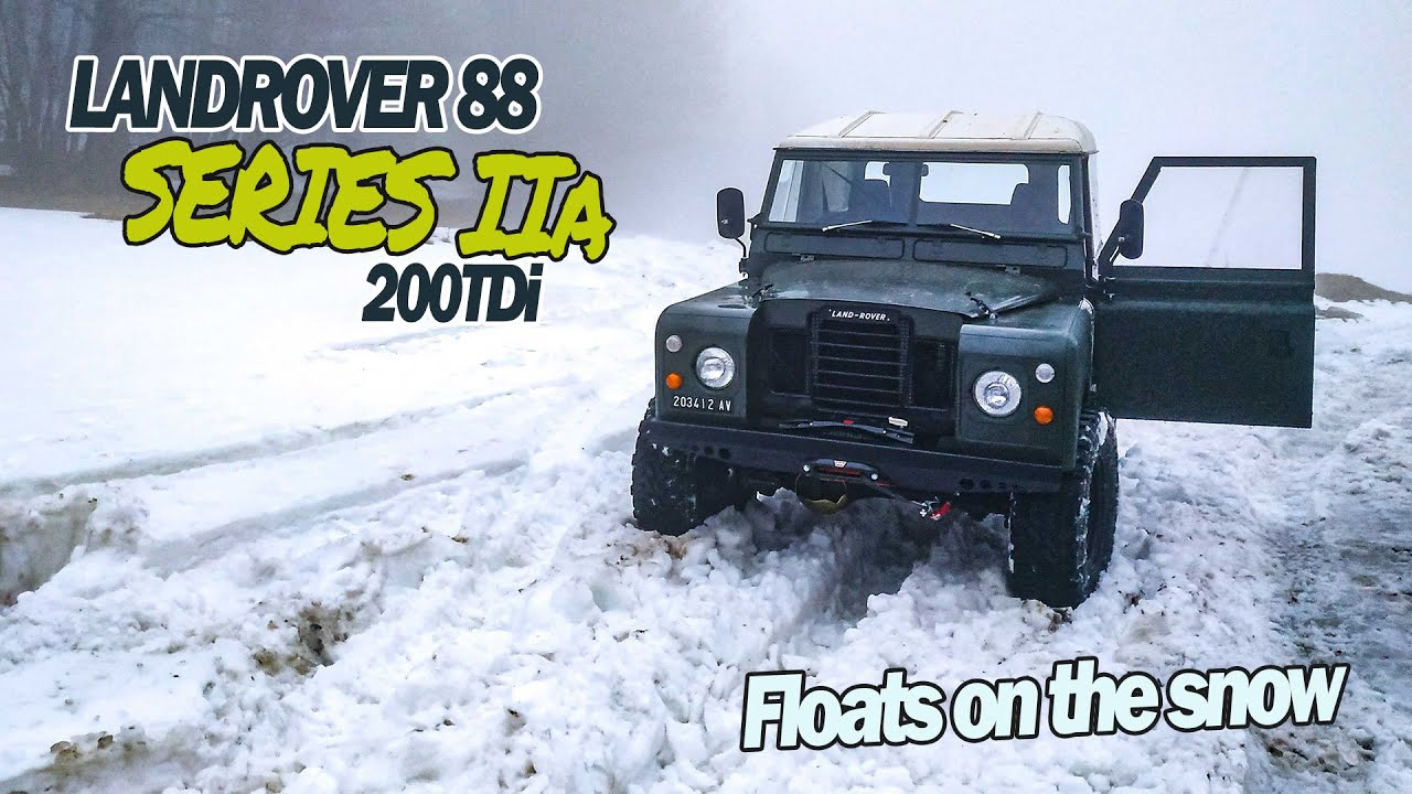 Nella ❄️#Neve dura la #Potenza 🔥 non basta: il trucco è Galleggiare, come la leggera 🚙 #LandRover 88