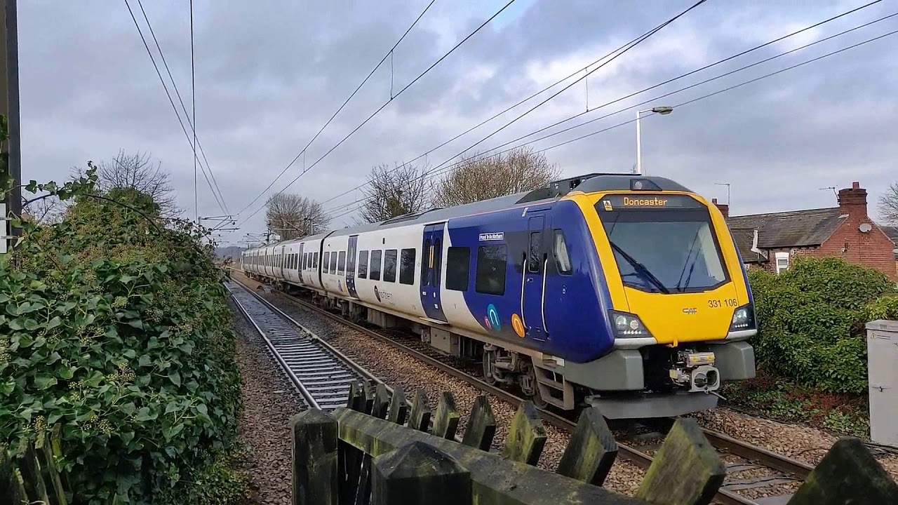 Northern 331106 at Sandal & Agbrigg 21/12/19