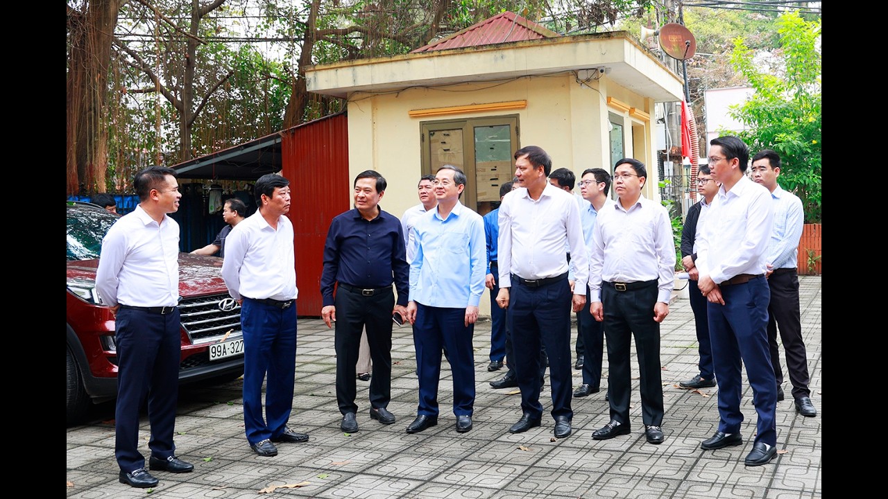 BNP:CHỦ TỊCH UBND TỈNH PHẠM HOÀNG SƠN KIỂM TRA MỘT SỐ TRỤ SỞ DÔI DƯ SAU SÁP NHẬP TẠI PHƯỜNG KINH BẮC