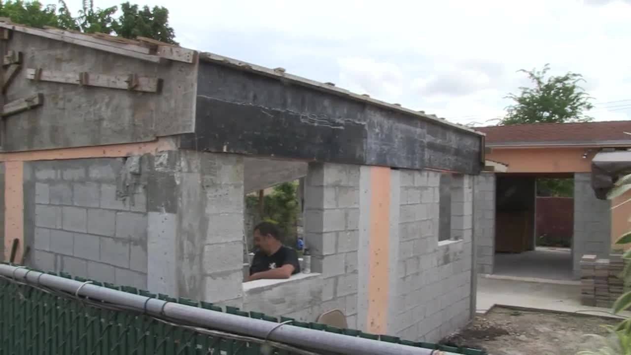 Sweetwater official in dispute with neighbor over home construction