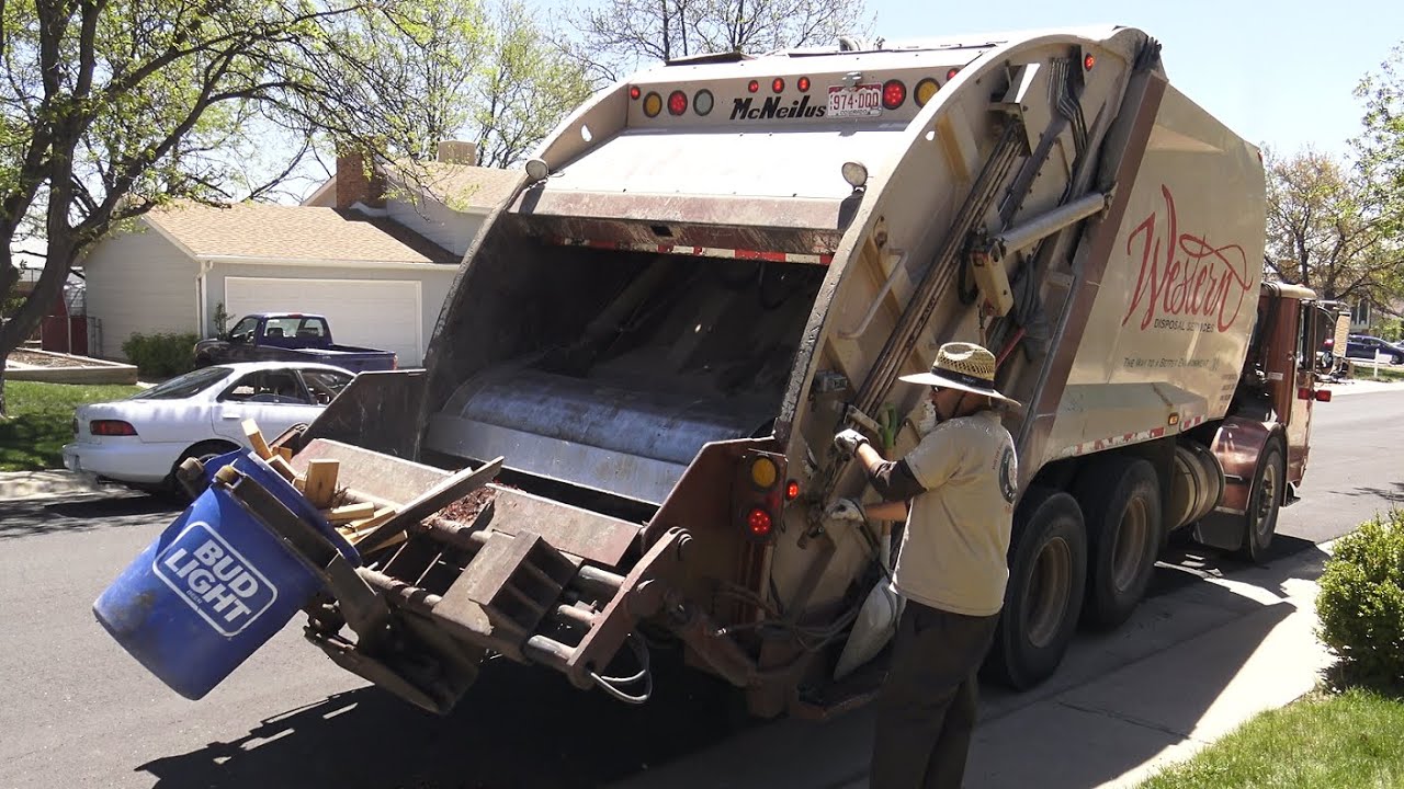 Western Disposal Spring Cleanup in Broomfield