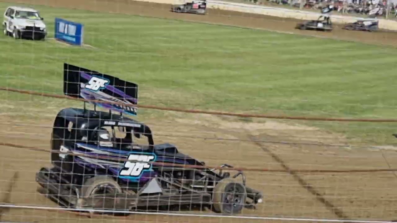 58c. Woodford Glen stock car champs 6/12/25. Race 1
