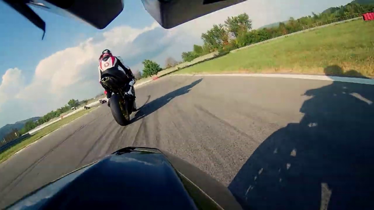 Ktm Duke 790 in pista/on track Magione
