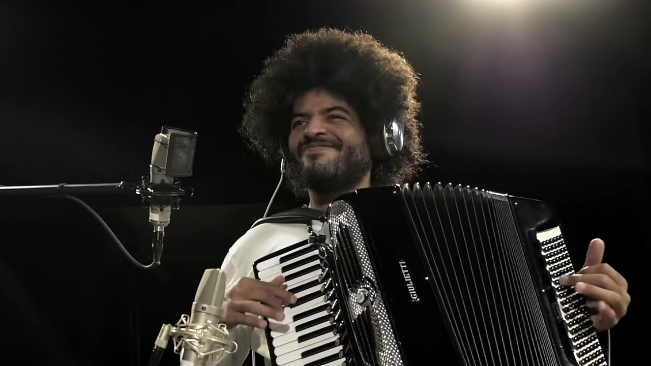 Brazil session no2 “Nuvem Negra “com Mestrinho