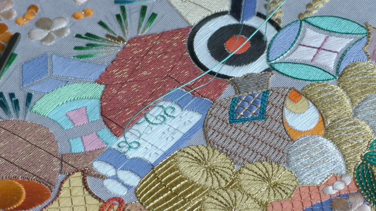 日本刺繍の技法　上模様（片駒取り・ほうかむりぬい）