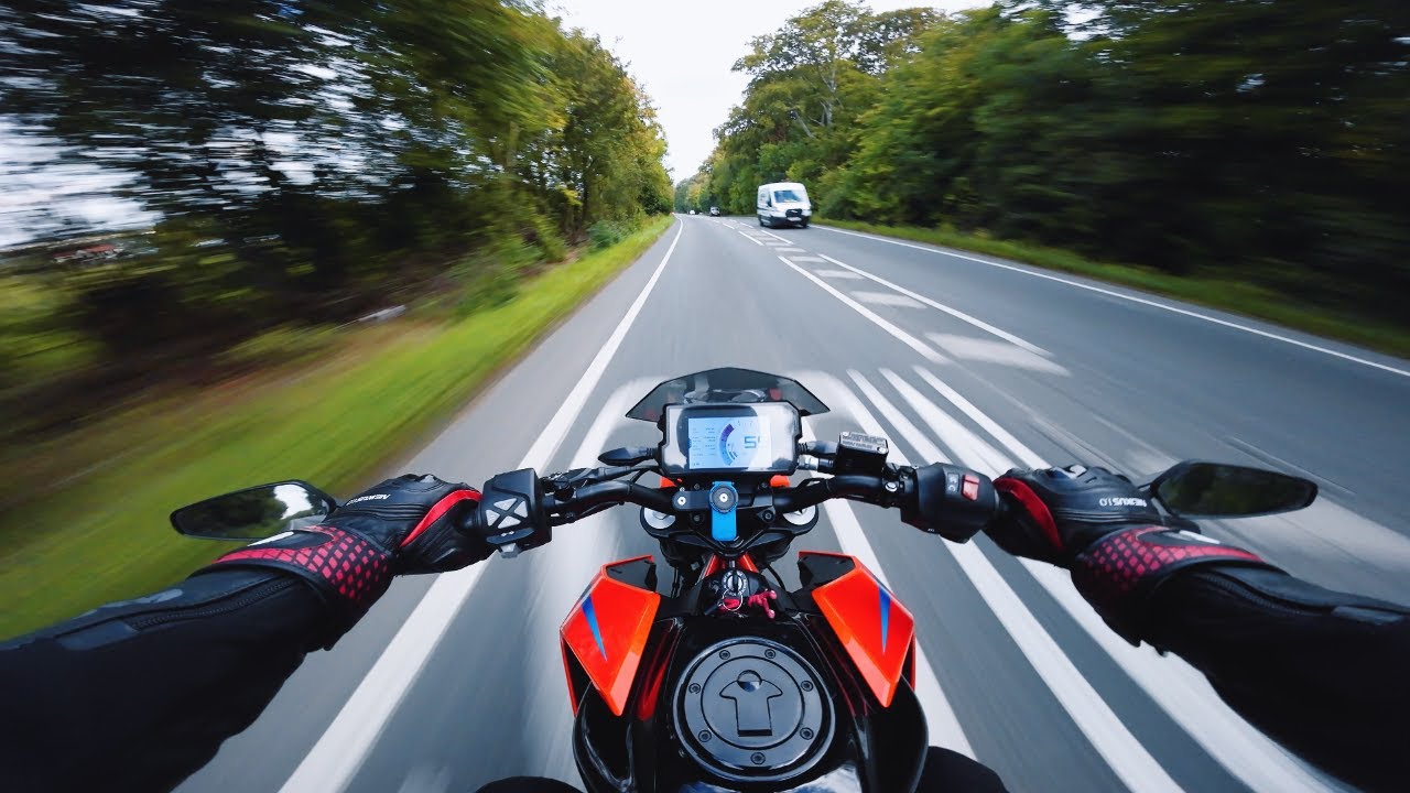 2017 KTM DUKE 390 RAW SOUND [4K]