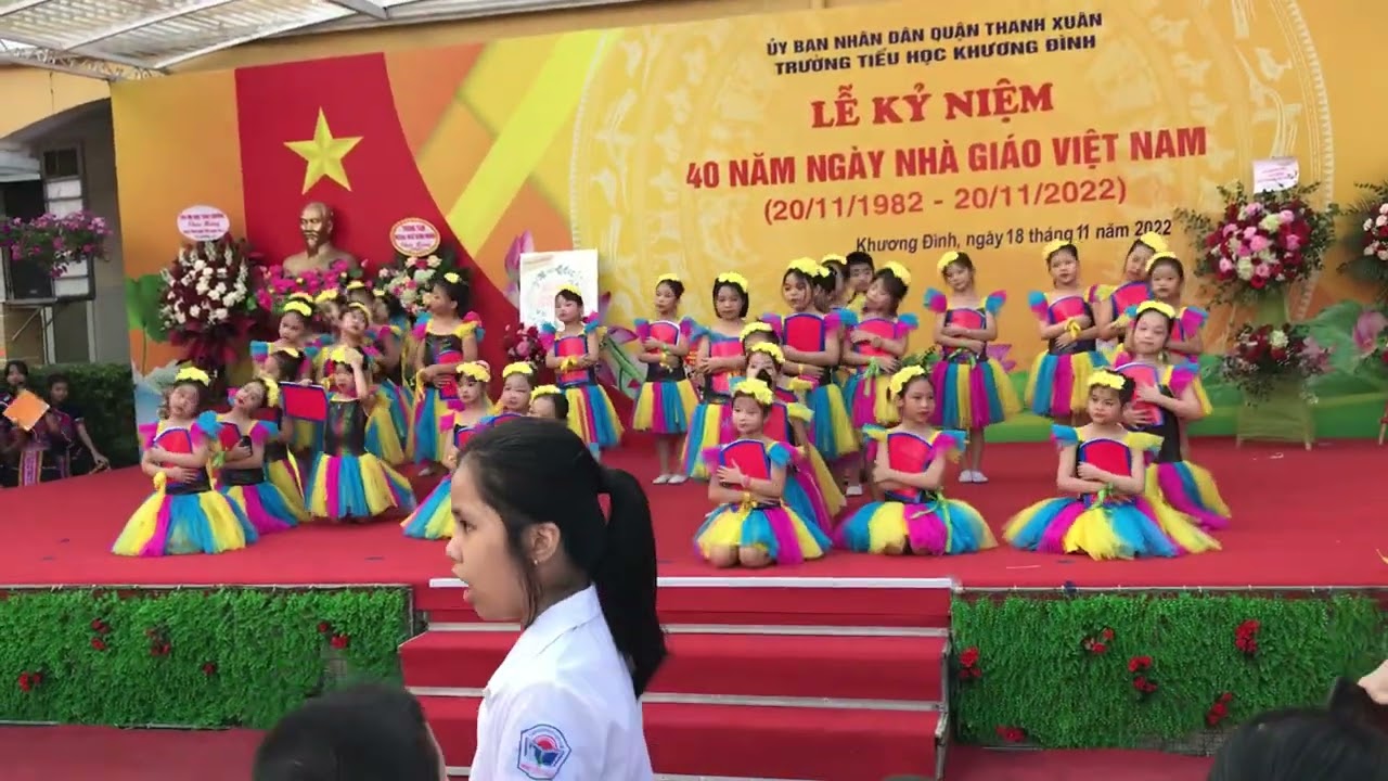 Múa: Chữ đẹp mà nét càng ngoan. Lớp 2A5 trường Tiểu Học Khương Đình