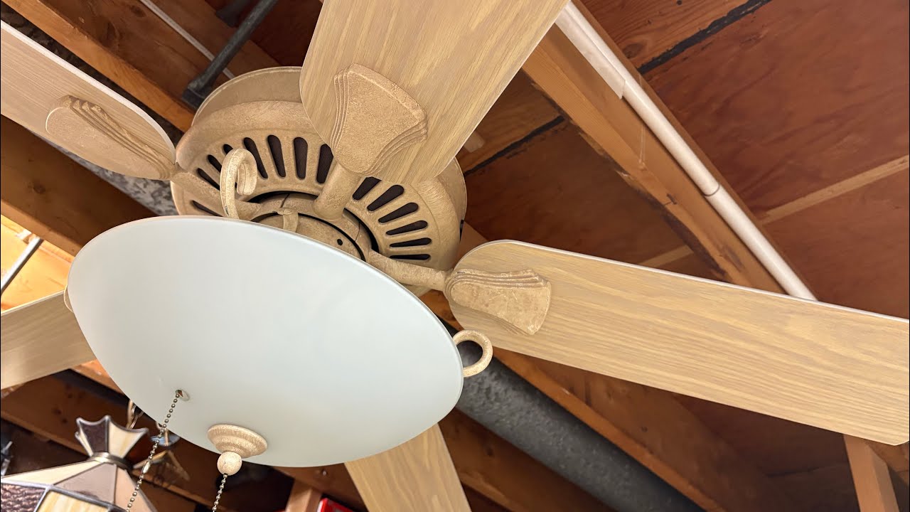 Hampton Bay Cameron II Plus 52” Ceiling Fan 