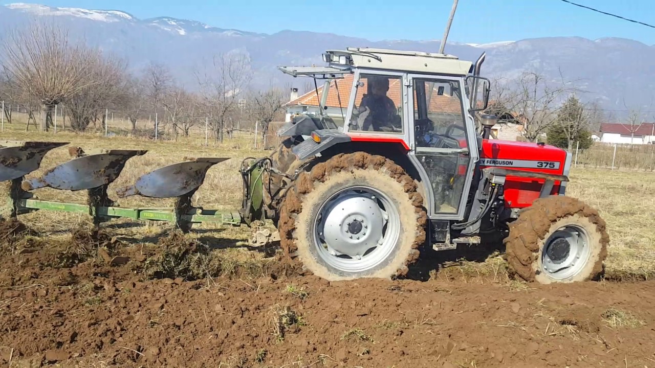 Massey Feguson 375 Eberhard Pflügen