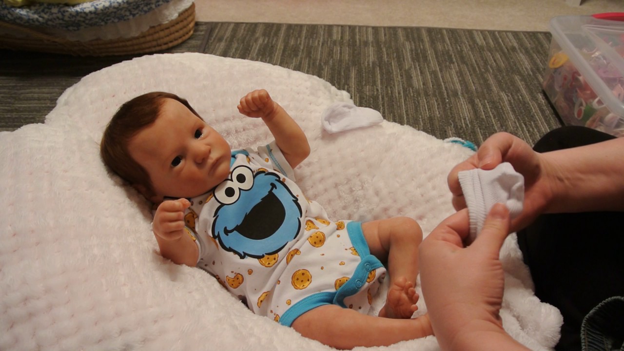COOKIE MONSTER CUTNESS WITH BABY AADEN!!!
