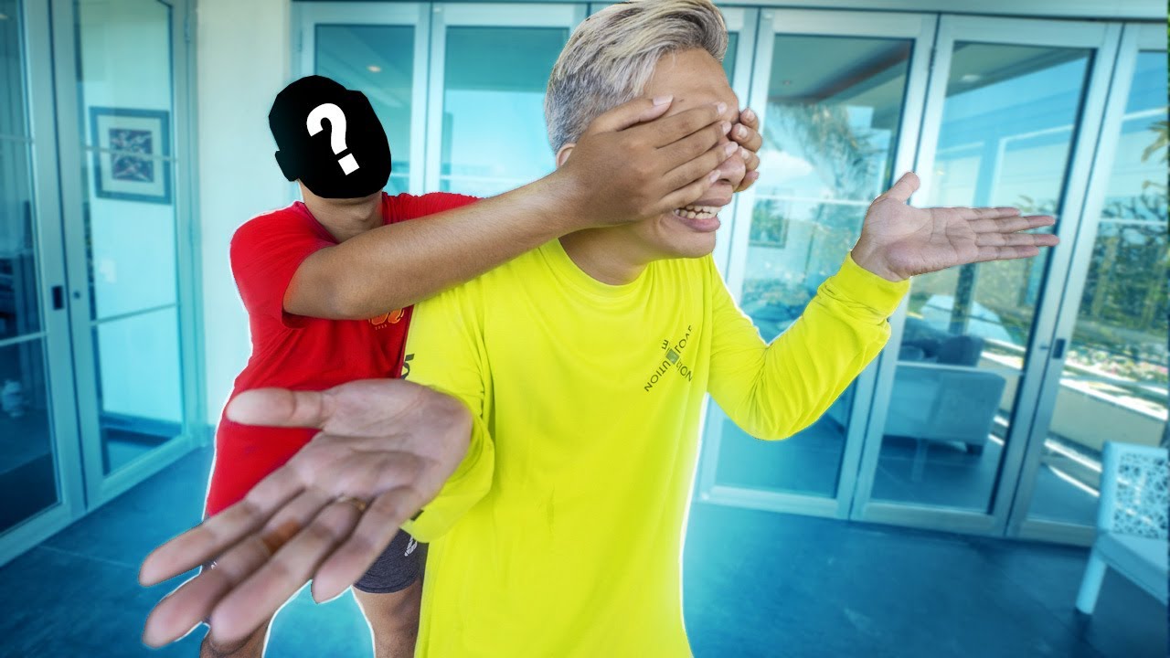 TEBAK SAYA SIAPA??!