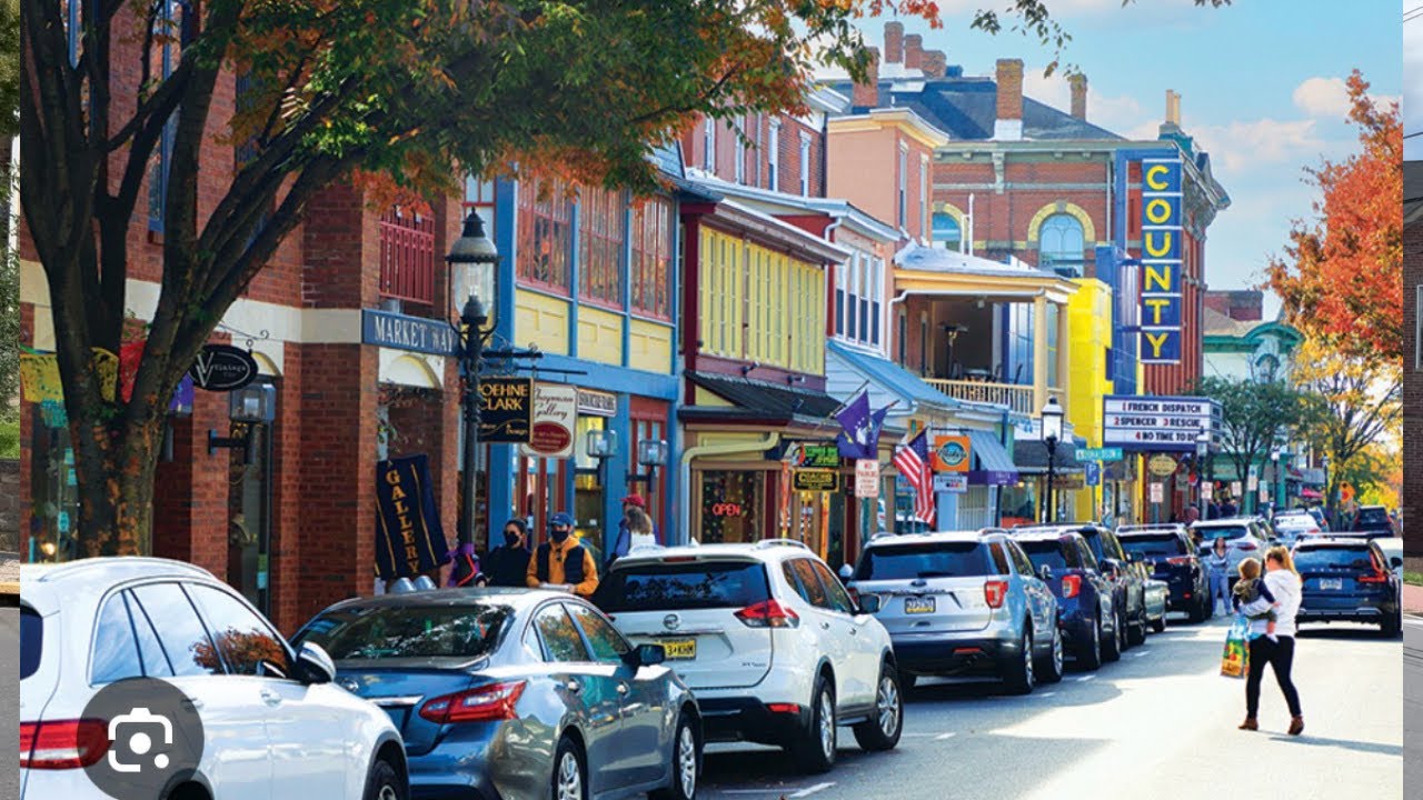 Doylestown, PA, Walking Tour 4k @SoleTravels ￼