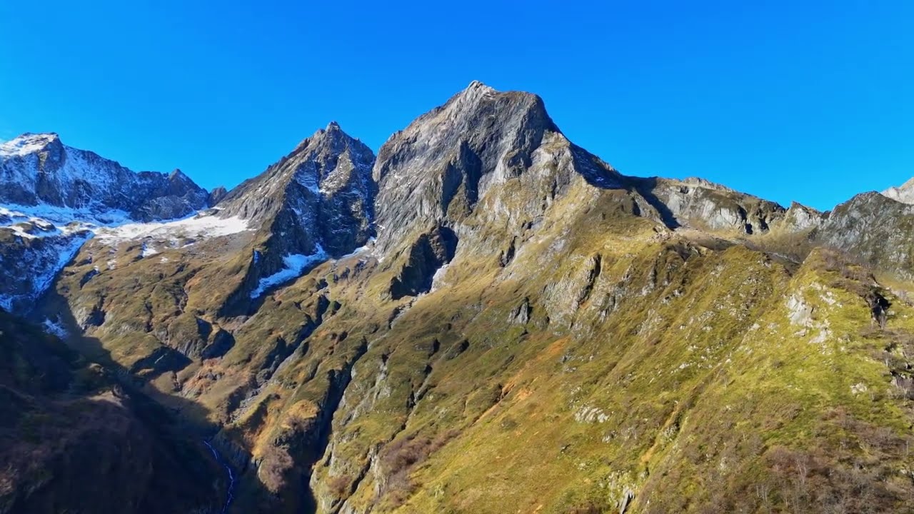 [DRONE] Le Mont Valier - 16 NOV 2024 #pyrénées #ariège #mountains #hiking #nature #Couserans