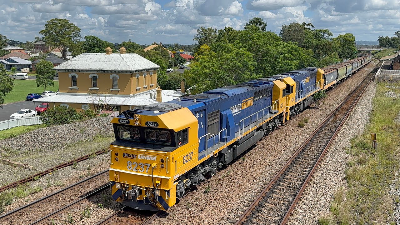 Pacific National’s 8237 & 8248 at East Maitland - 20/1/26