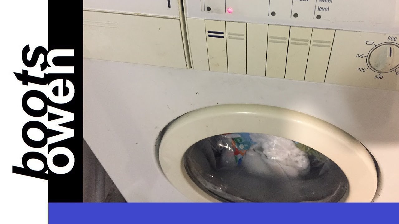 Стиральная машина заполнена водой, фильтр засорен, сливная пробка застряла.
