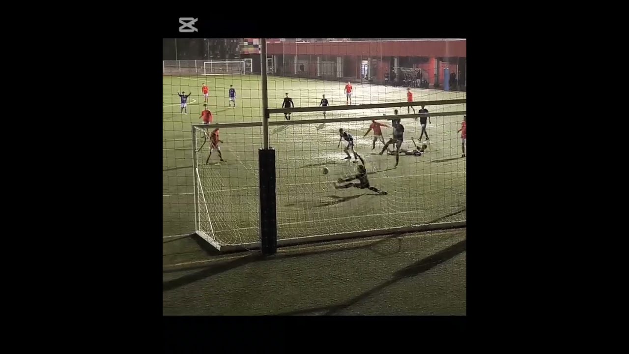 El fútbol ⚽ a veces es así... 😔