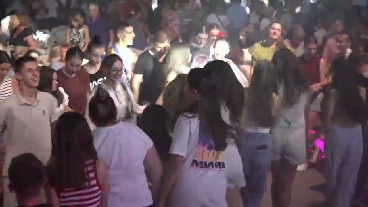 Zajedničko kolo na Dubravskom ljetu 2025 organizator festivala je KUD 