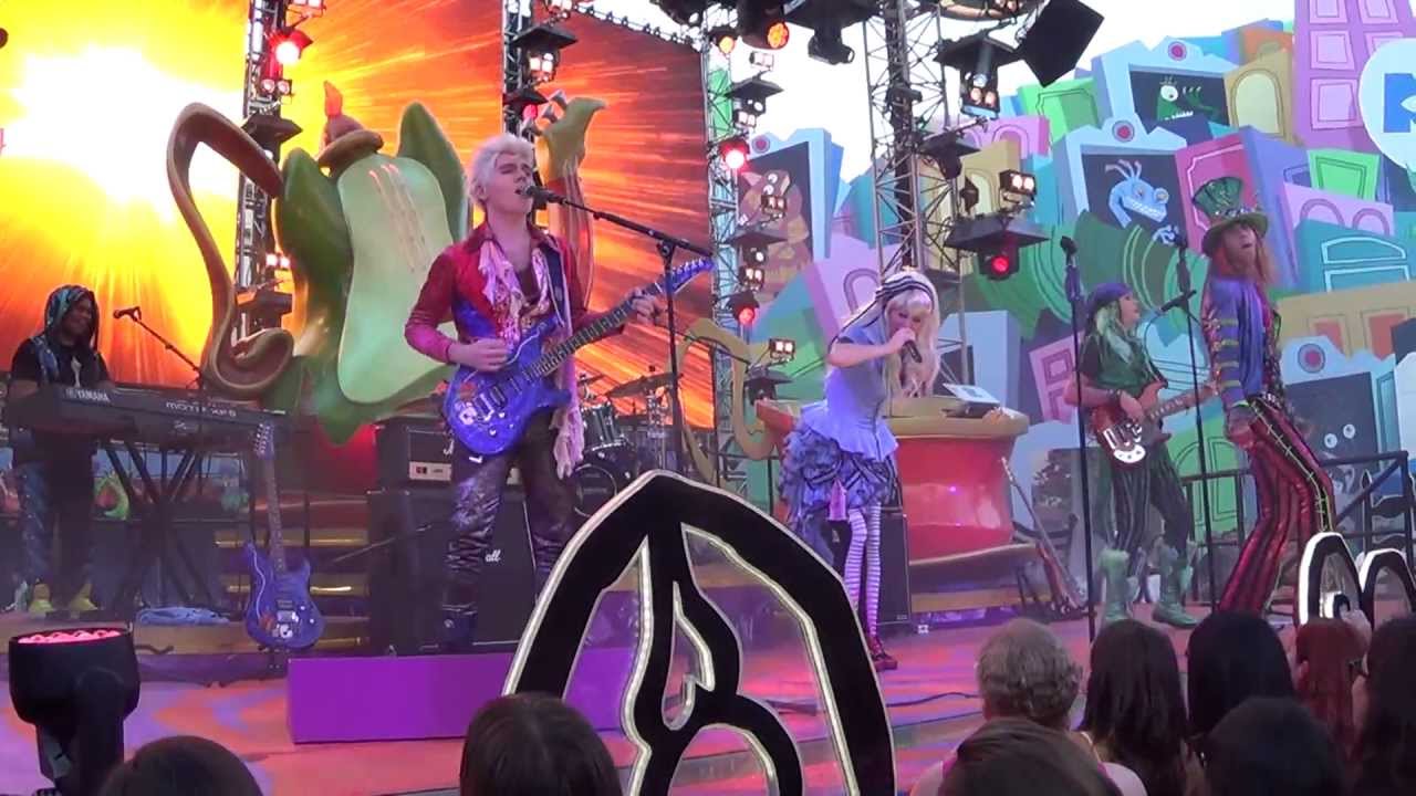 Epic Mad T Party-Ho Hey/Come On Eileen/Livin' on a Prayer 7/20/13