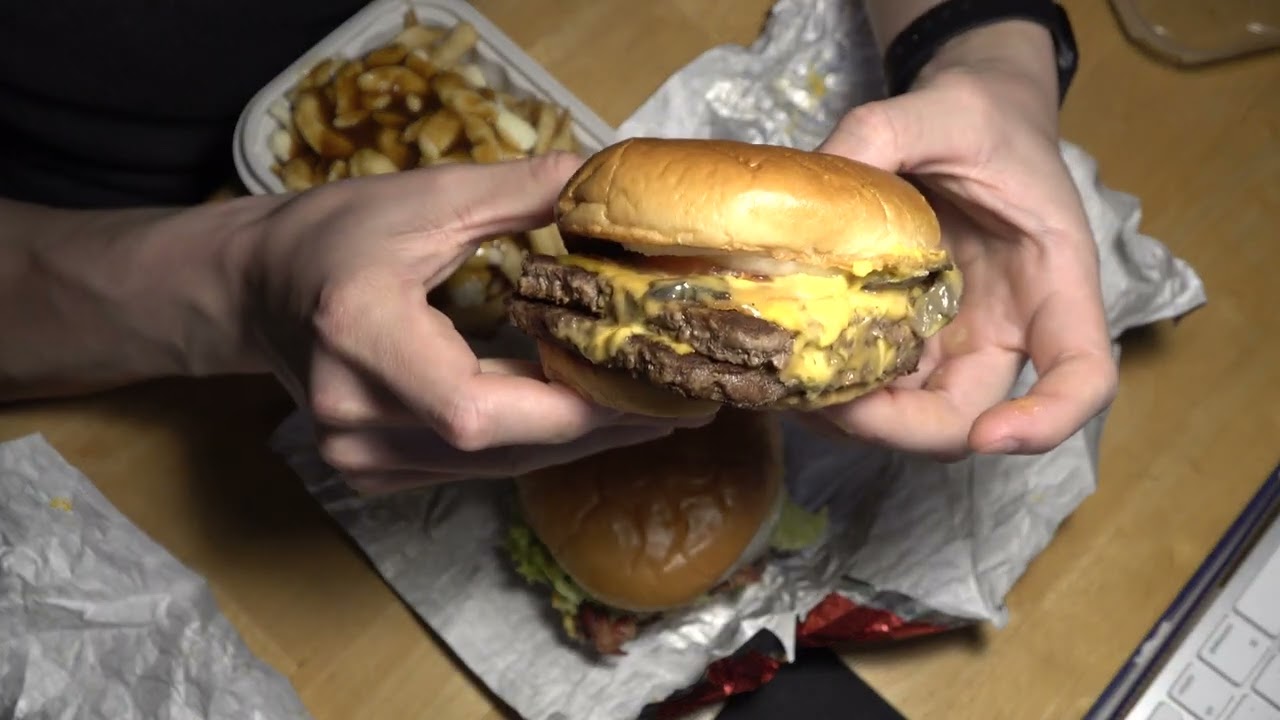 ASMR - WENDYS BURGERS AND POUTINE EATING SOUNDS