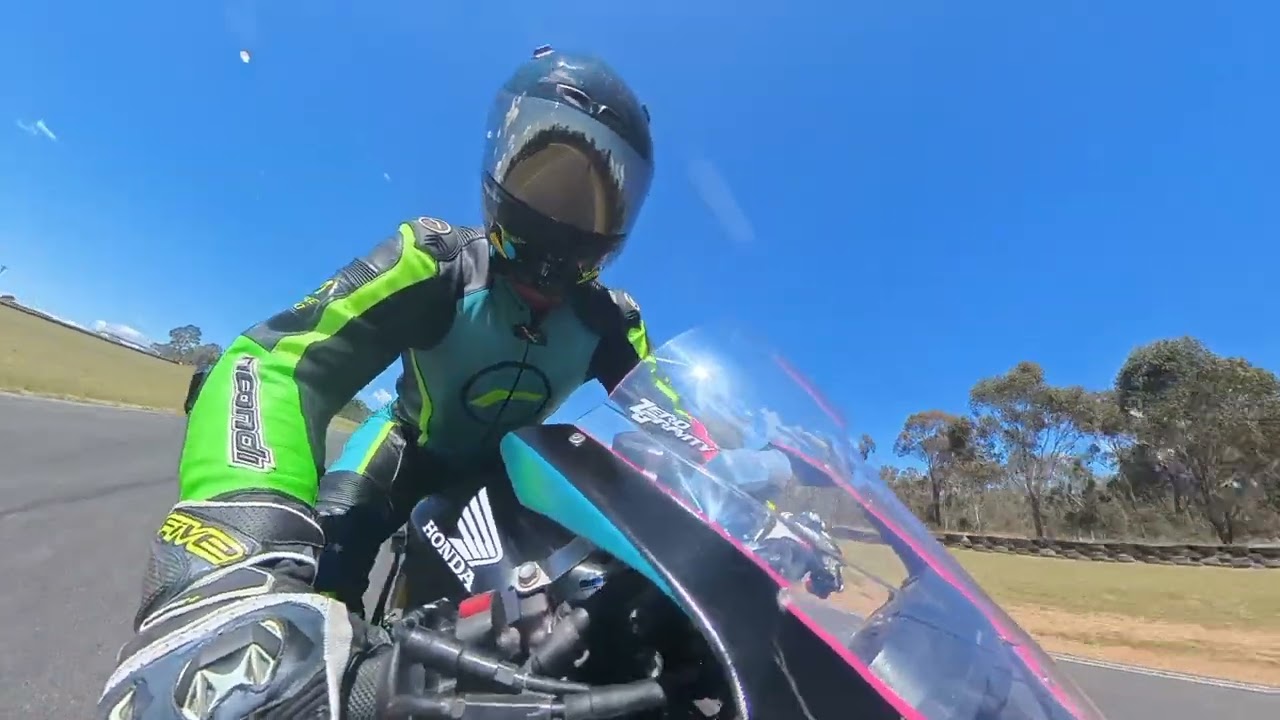 Chasing my bro . :) Morgan park raceway. champion ride days, blue group 23/9/25