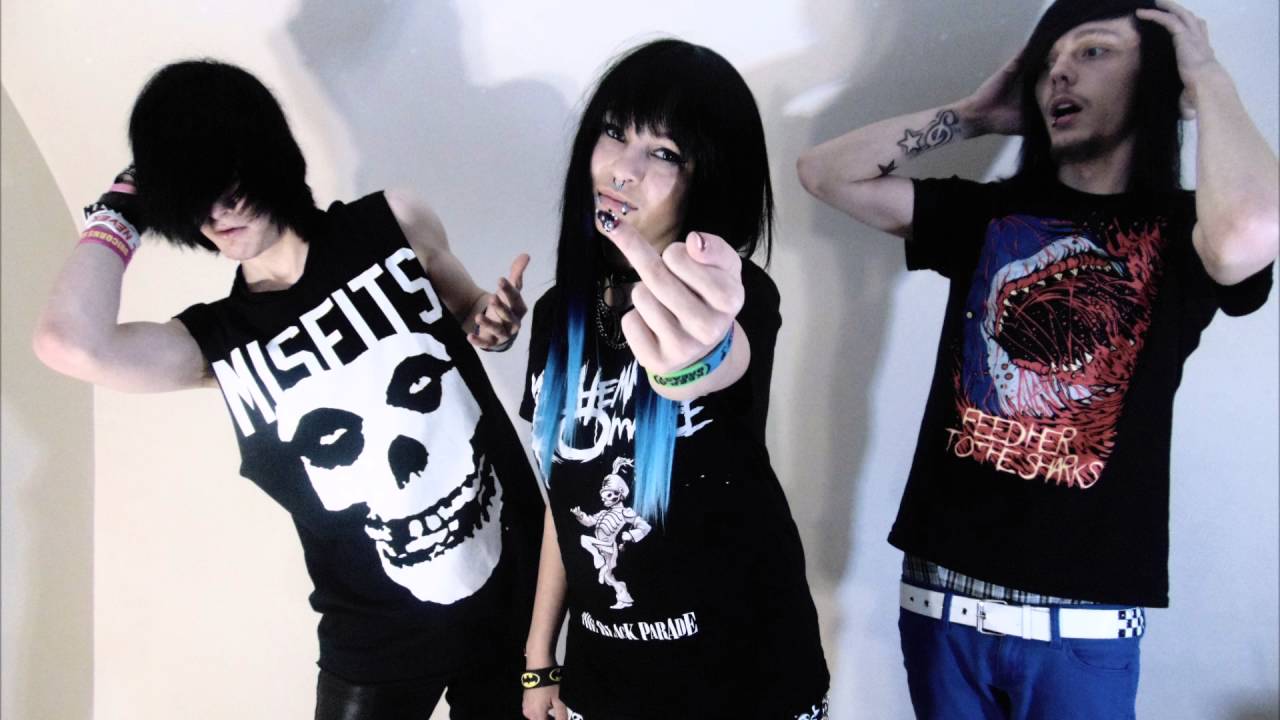 'Fresh to Death' by Unicorns Killed My Girlfriend (feat. Kai Cyru$) CRUNKCORE 2016