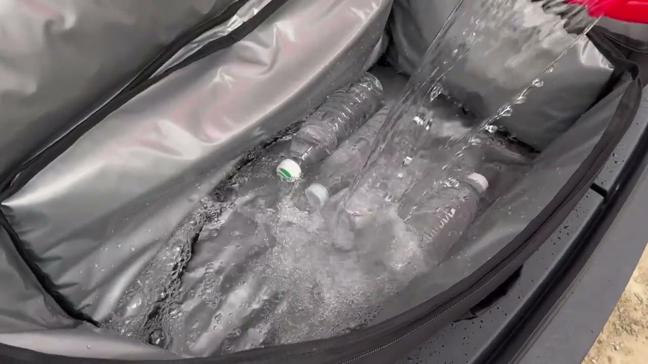 Front Trunk Insulation Cooler Bag For Cybertruck #cybertruck #accessories #bag