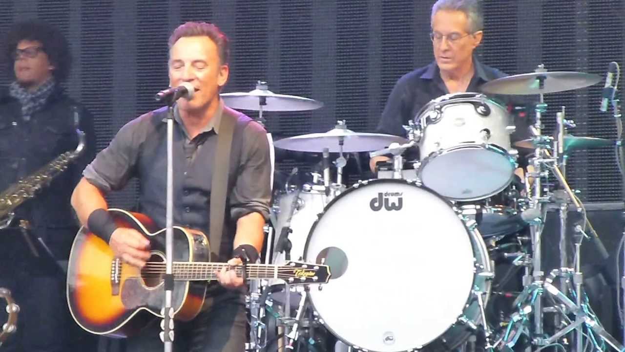 Bruce Springsteen 2013-06-20 Coventry - Long Time Comin' (first full E Street performance)