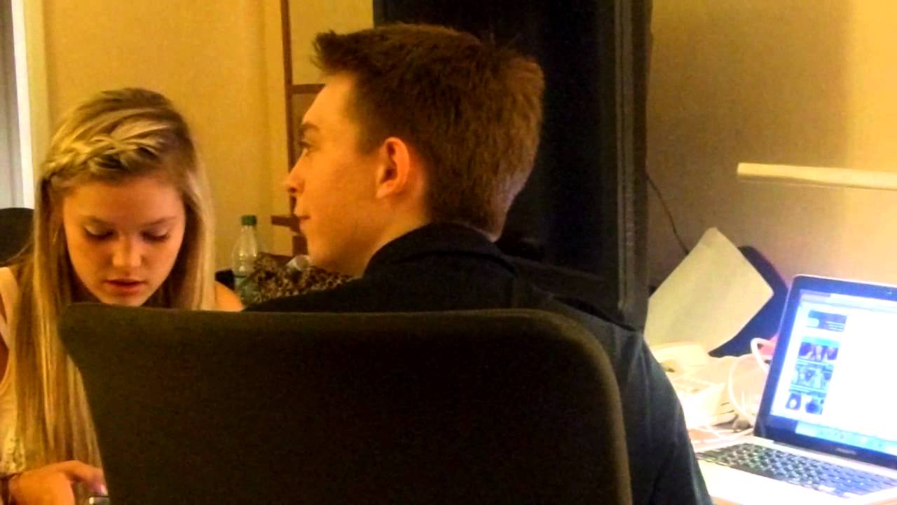 Olivia and Dylan on twit cam!!