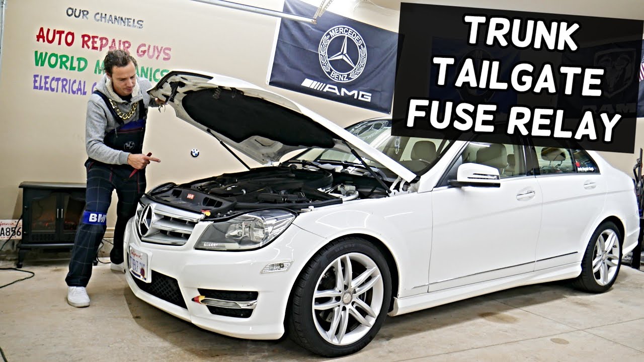 MERCEDES W204 Trunk Tailgate Fuse Relay Location Replacement C250 C300 C180 C200 C220 C280 C320 C350