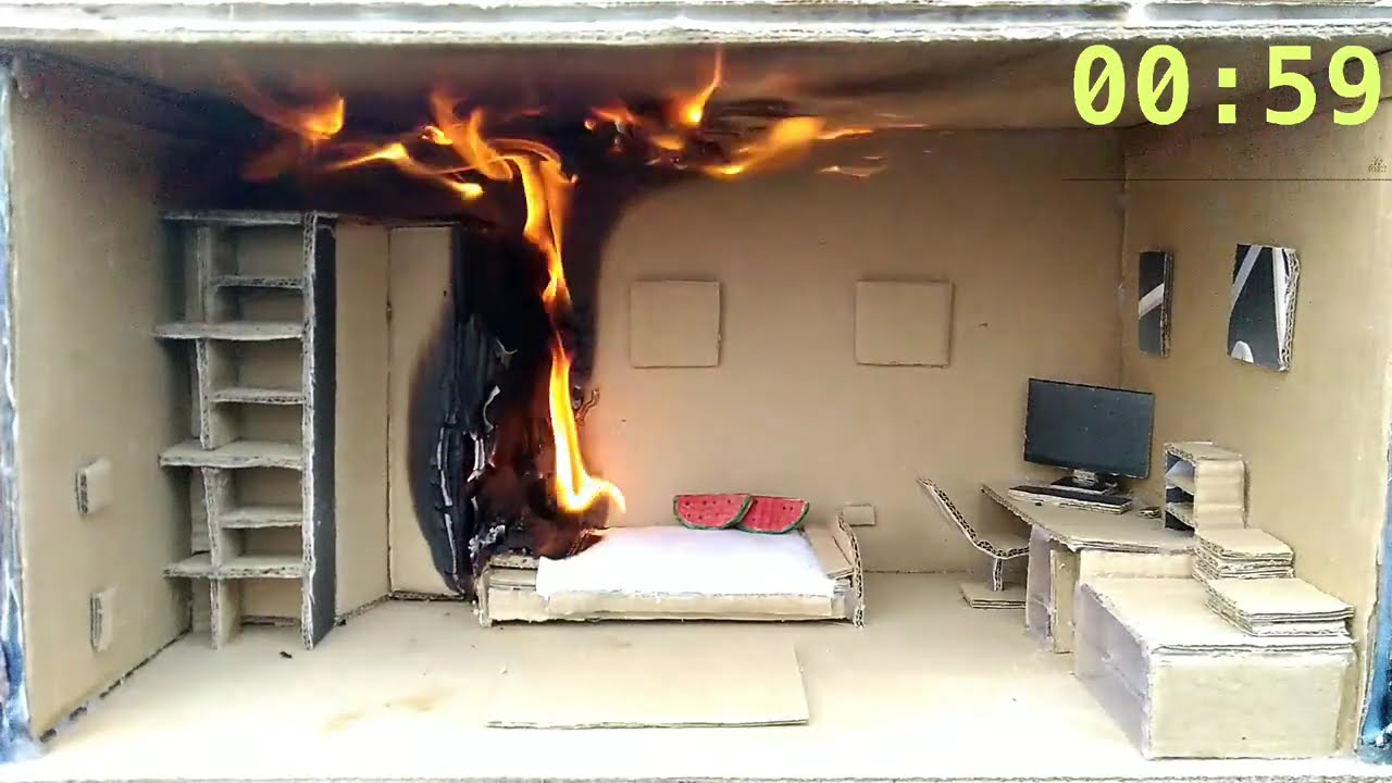 Горит комната из картона! Имитация возгорания в миниатюрной комнате!