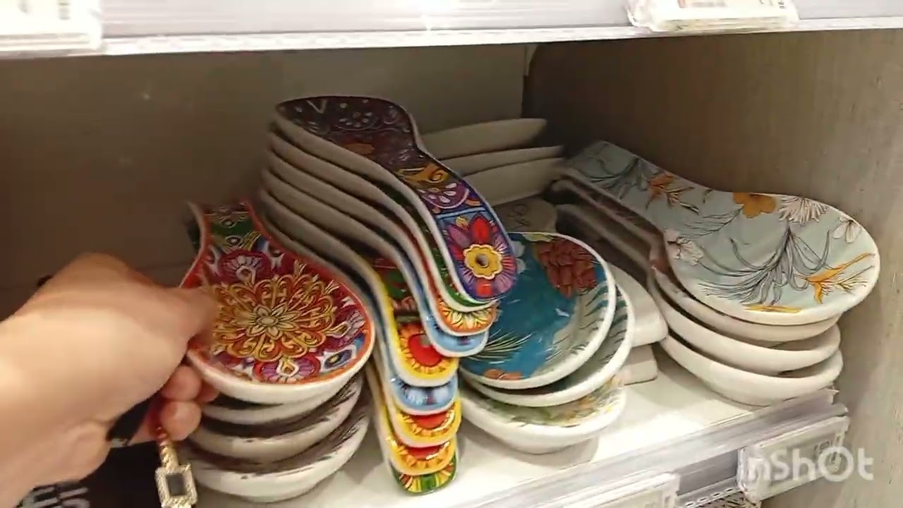 دخلت على خاطرها محلاها وماعزها زين التونسي وصلت ايطاليا بكل الوانها
