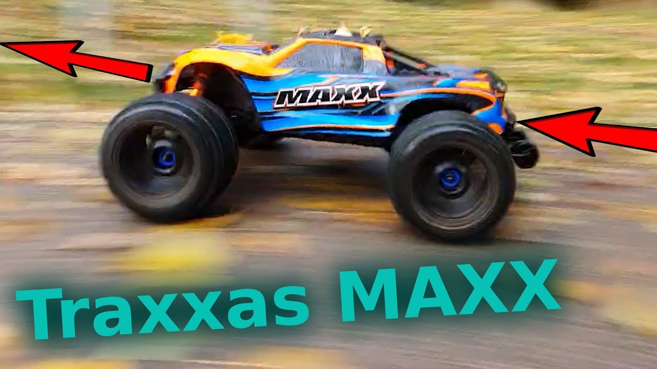 Which is better? Traxxas MAXX vs E-Revo 2.0 RC Car Battle