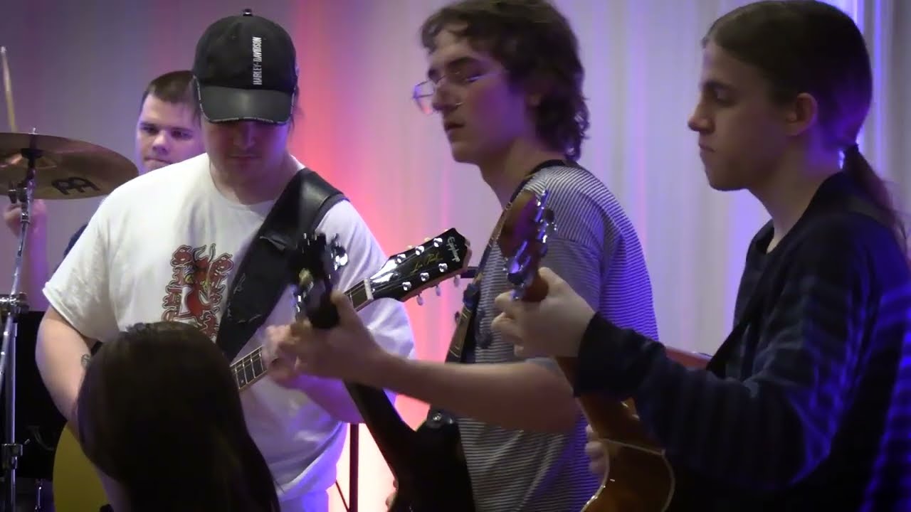 Live: Freebird med ESMUS23