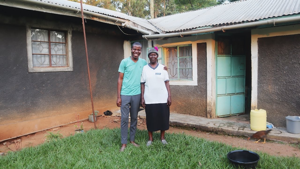 I Went Home After 6 Years Away & Surprised My Mother