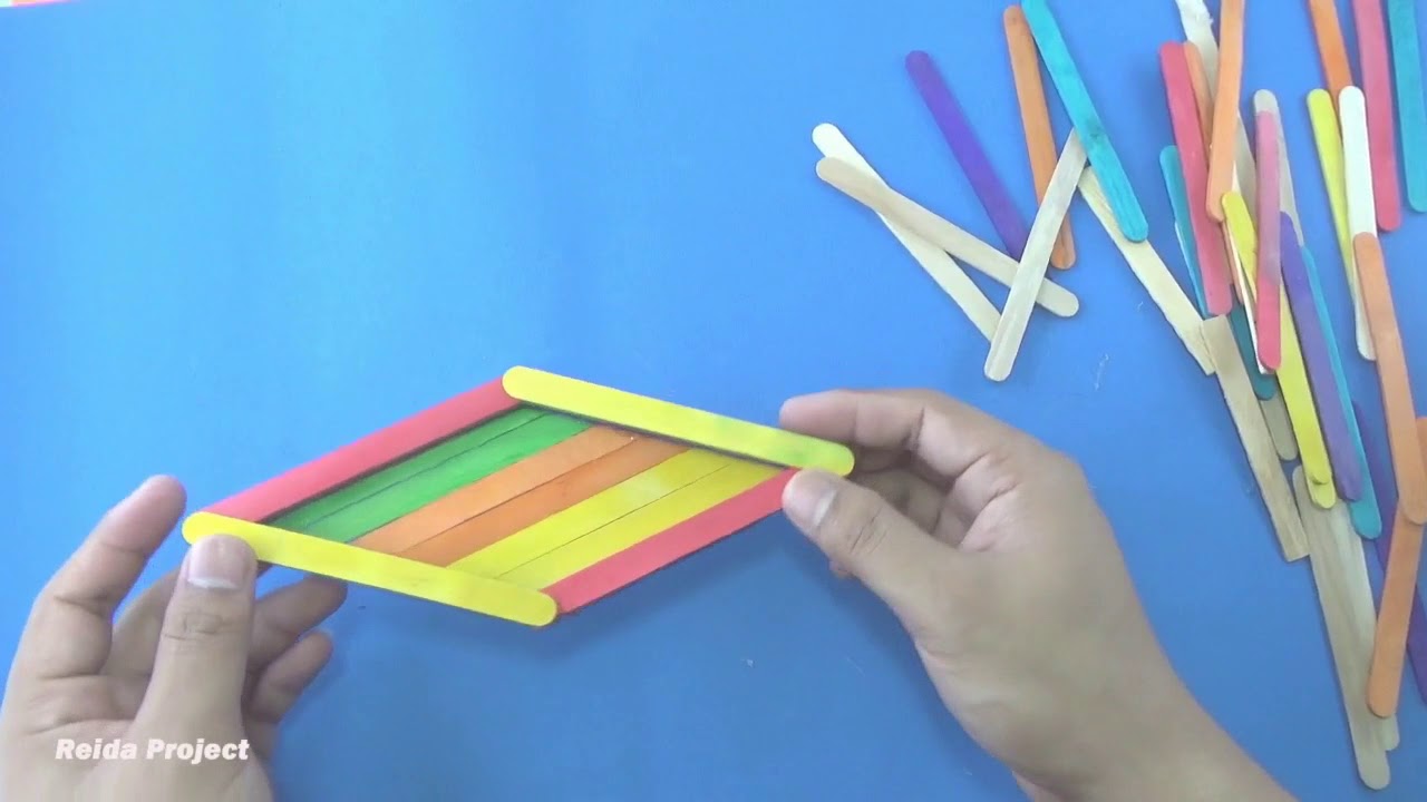How To Make a Popsicle Sticks Boat