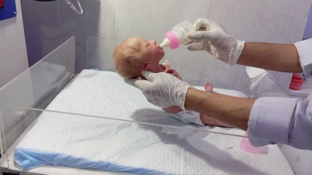 NICU Baby&rsquo;s Recovery Journey 🩺 | Overcoming Breathing Challenges & First Feeding Trial 🍼