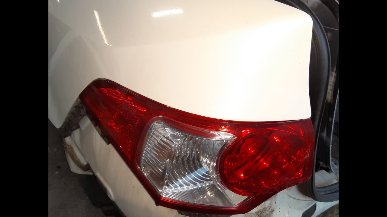 Acura TSX Tail Light Bulb and Assembly Replacement