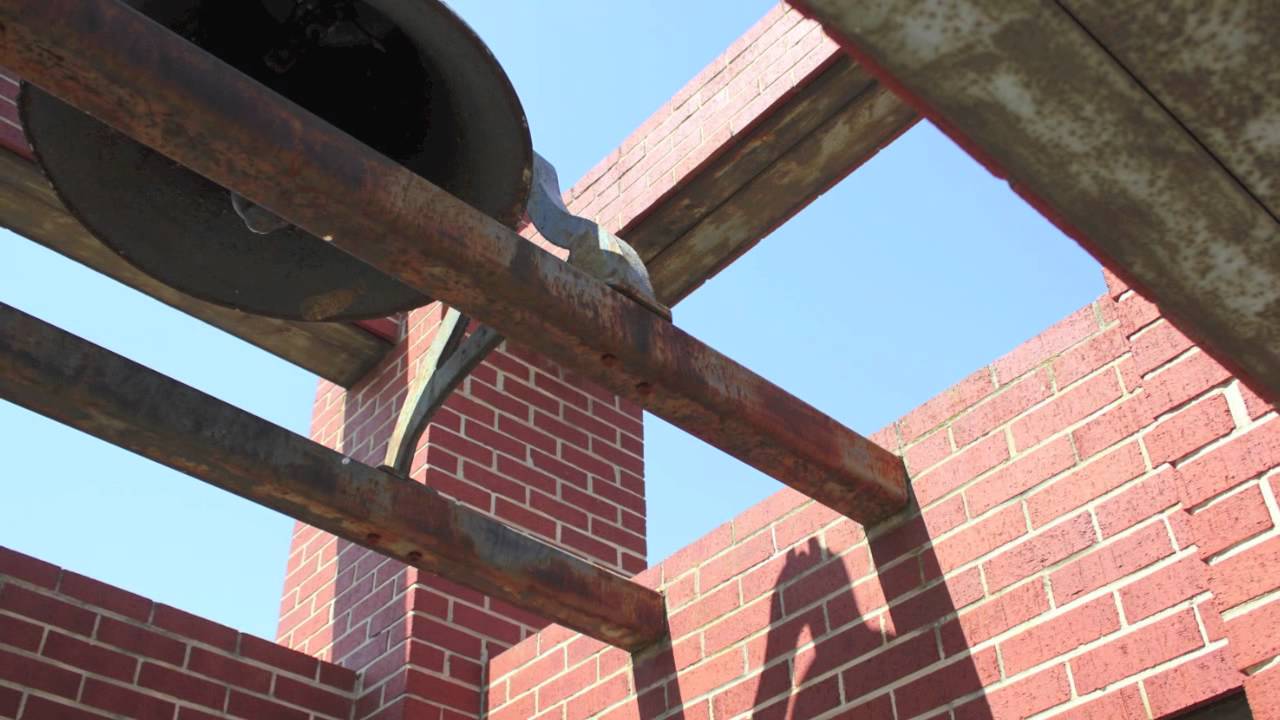 Historic Minute: Old School Bell