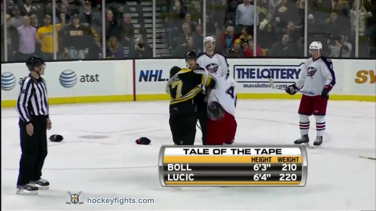 Jared Boll vs Milan Lucic Jan 21, 2010