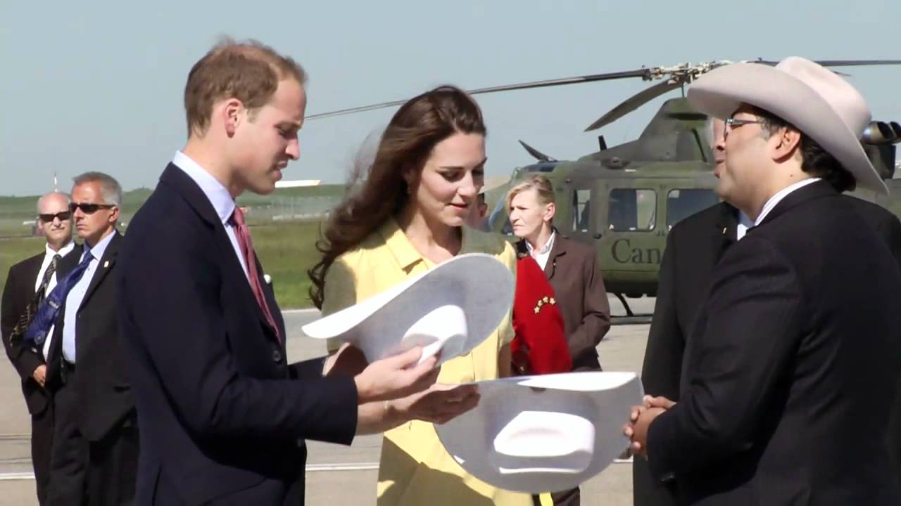 2011 Royal Tour - Arrival in Calgary - The Duke and Duchess of Cambridge