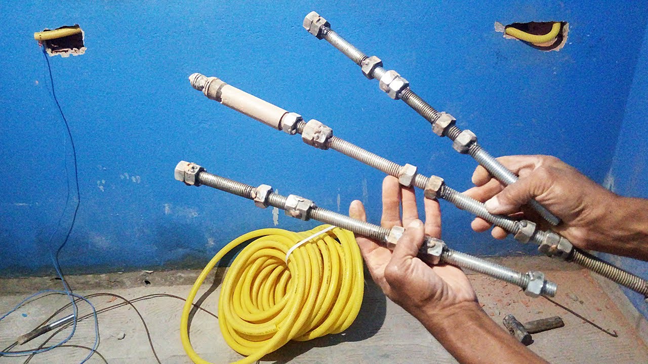 Pedreiro Cria Ferramenta Para Passar Conduite - Evite Quebração - Invenção Vai Virar Febre...