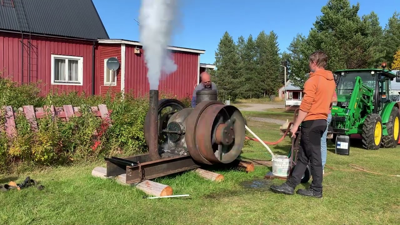 Beijer 25hk Hot bulb engine. To much fuel when changing rotation