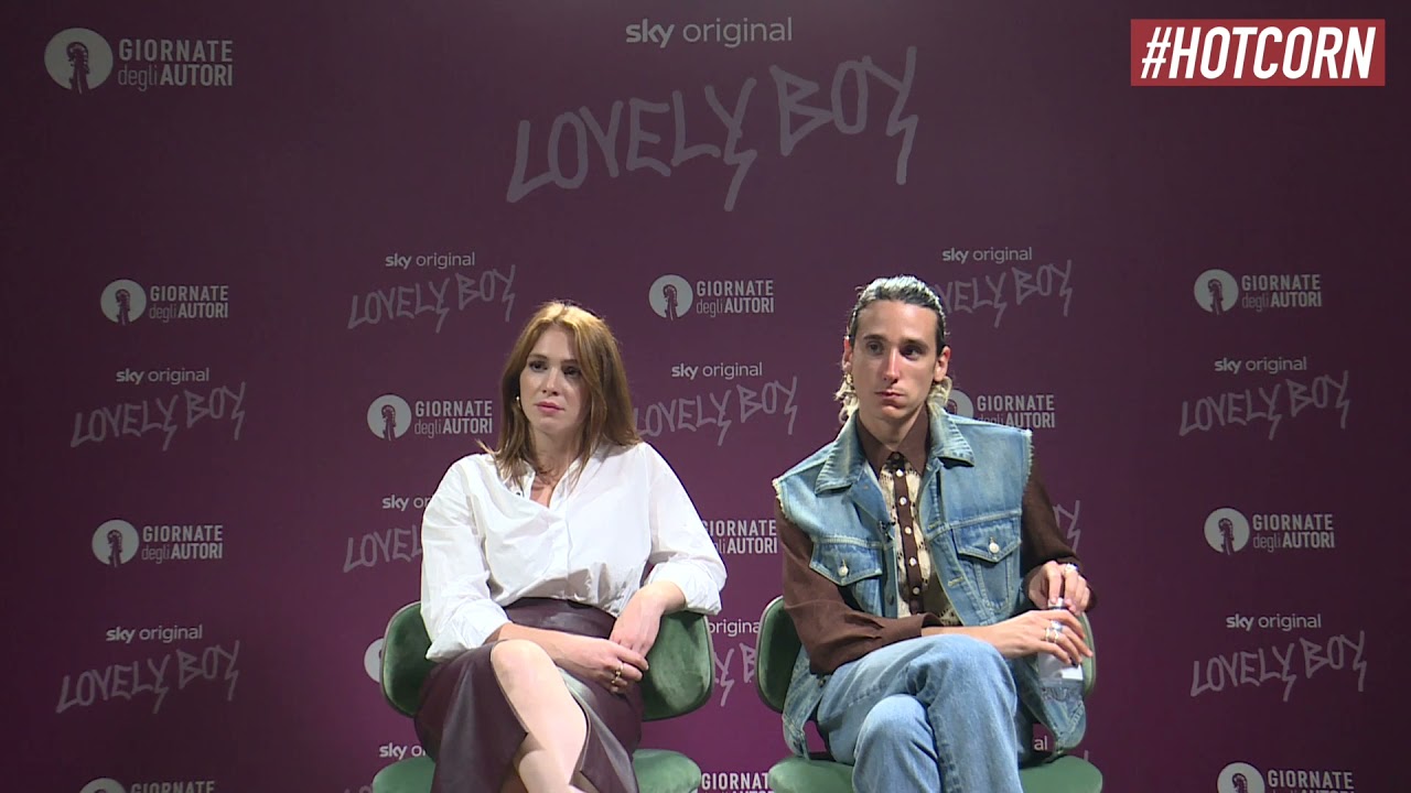 LOVELY BOY | Intervista ad Andrea Carpenzano e a Ludovica Martino | HOT CORN