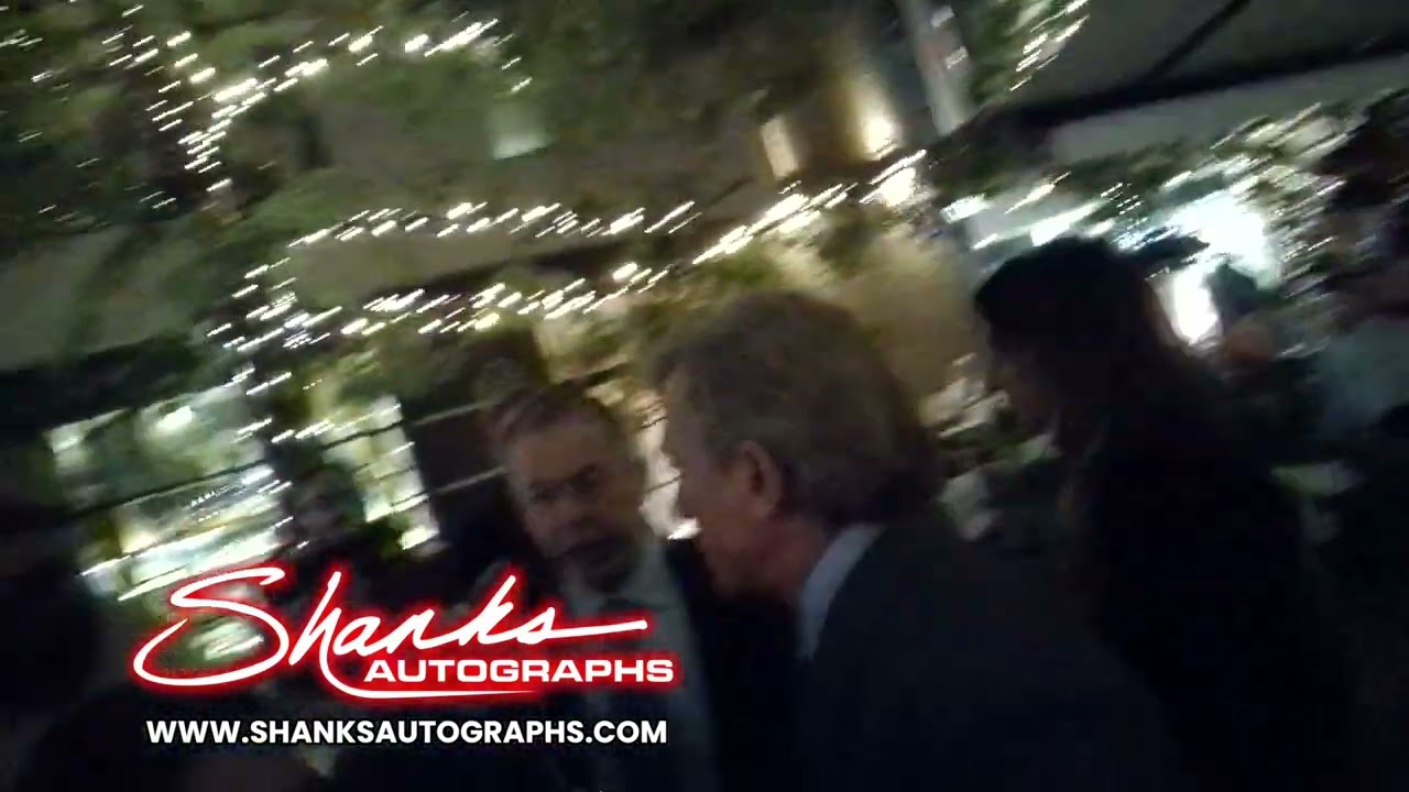 James Bond DANIEL CRAIG signing autographs 007 London, Queer ,Wake up deadman