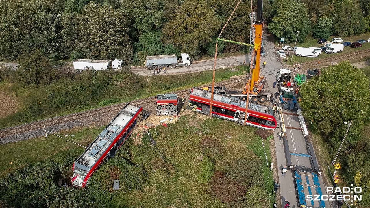 Akcja w Kołbaskowie. Usuwają wrak niemieckiego pociągu.