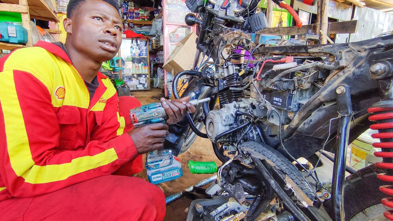 Full Motorcycle Engine Disassembly & Assembly Using an Impact Wrench TVS 150cc