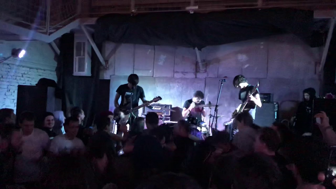 Birds In Row - Remember us better than we are (live @ “Бумажная фабрика”, Moscow, 06.10.19)